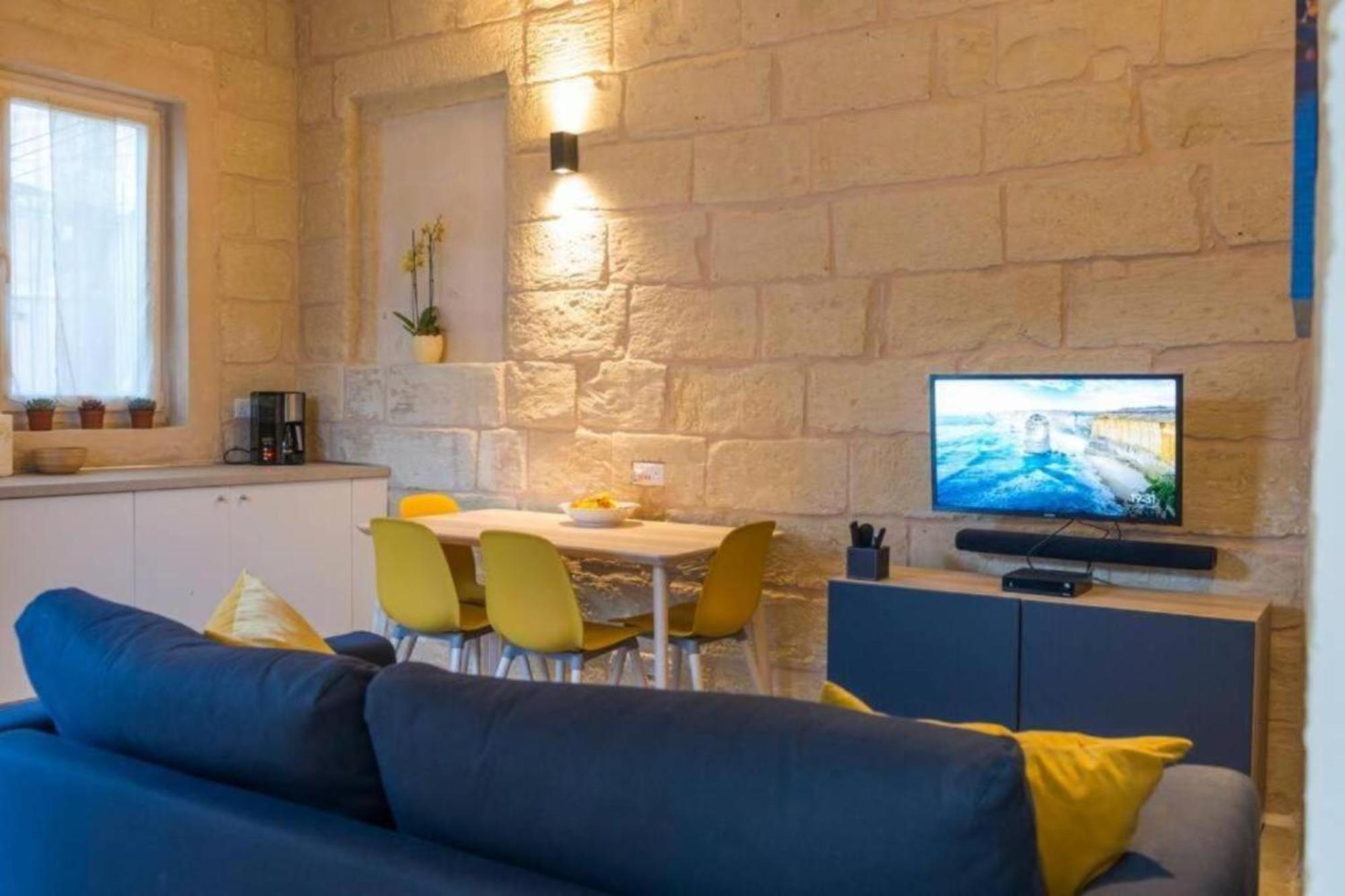 Authentic 1St Fl Apartment At The 3 Cities Marina Cospicua エクステリア 写真